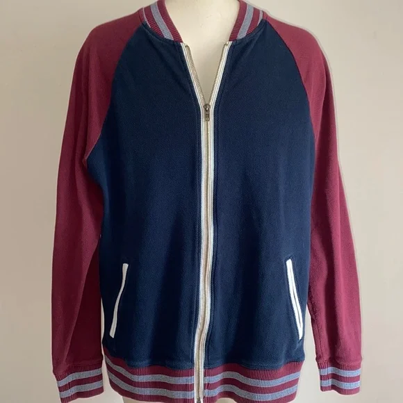 Levi’s Men’s sweater Varsity Vintage style Large NWT - Picture 1 of 4